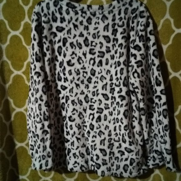 Concierge Collection - Picture 3 of 3